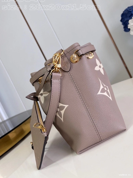 WIS Bundle-28*20*11.5CM Summer VUITTON LOUIS 0318